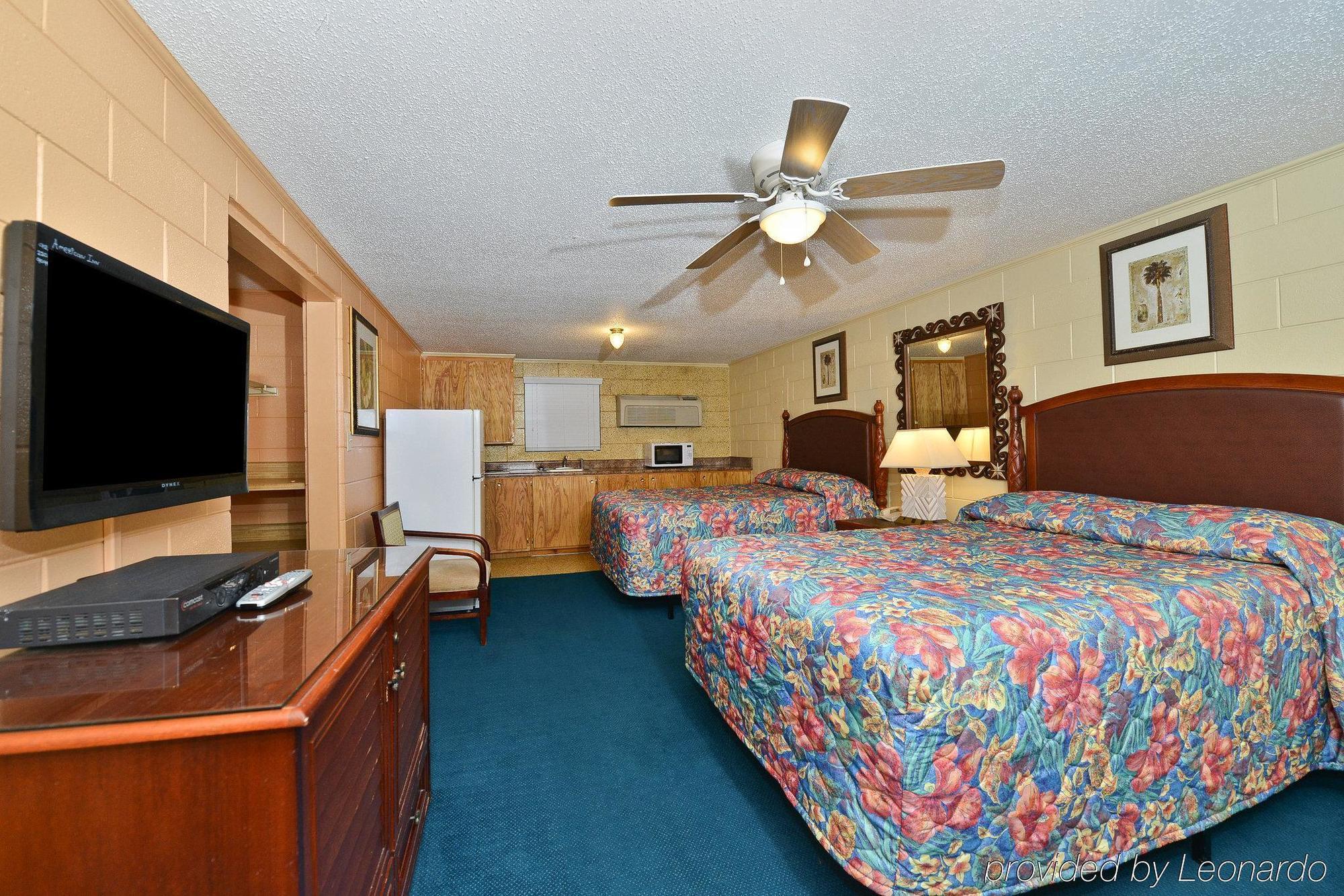 Savannah Inn And Suites Savannah Port Area Eksteriør bilde